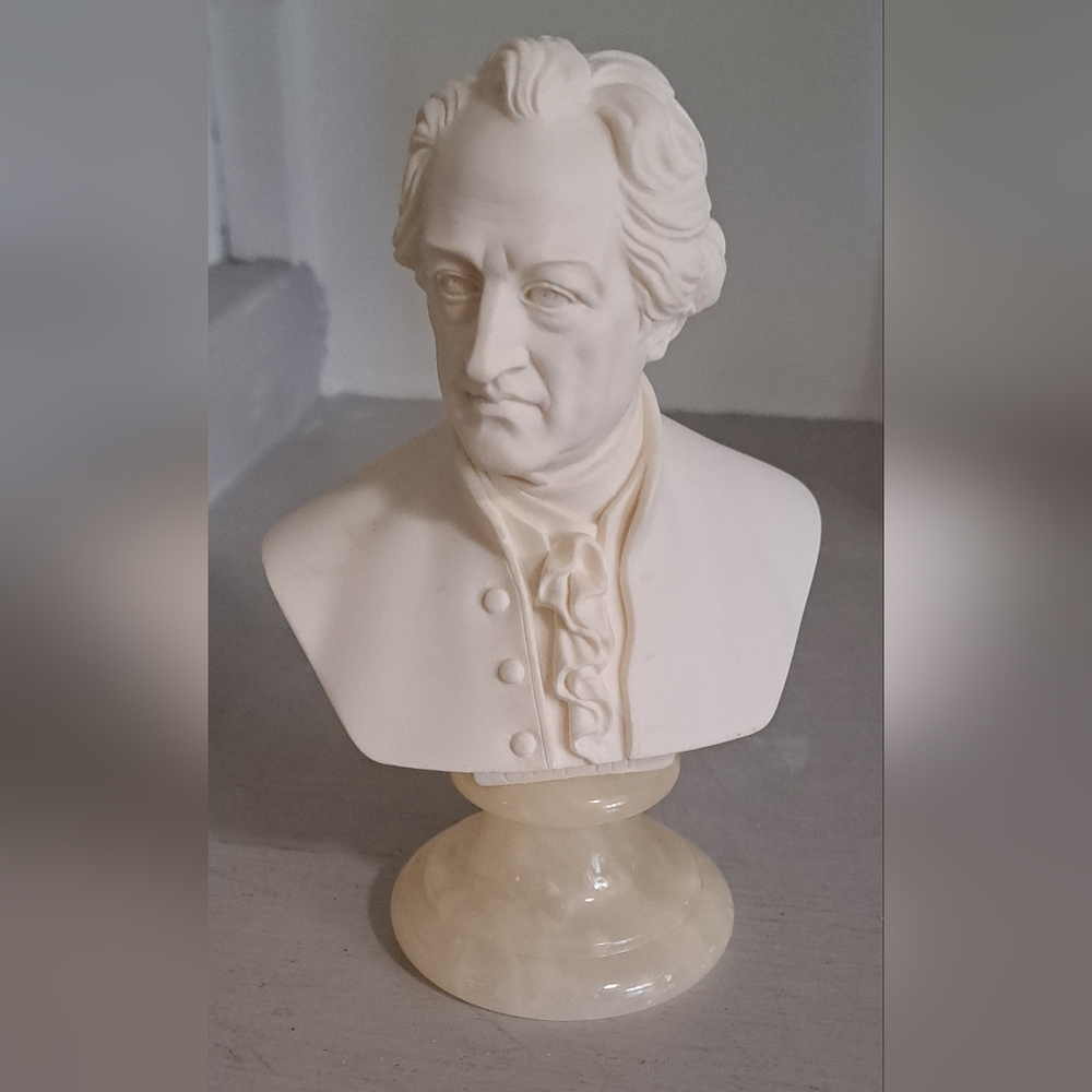 Vintage A. Giannelli Italian Hand Sculpted 1969 Signed Alabaster Bust of Goethe
